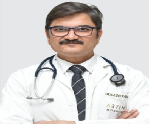 Dr. Kuldeep Arora